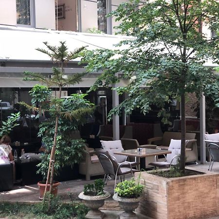 Hotel Piemonte Tirana Zewnętrze zdjęcie