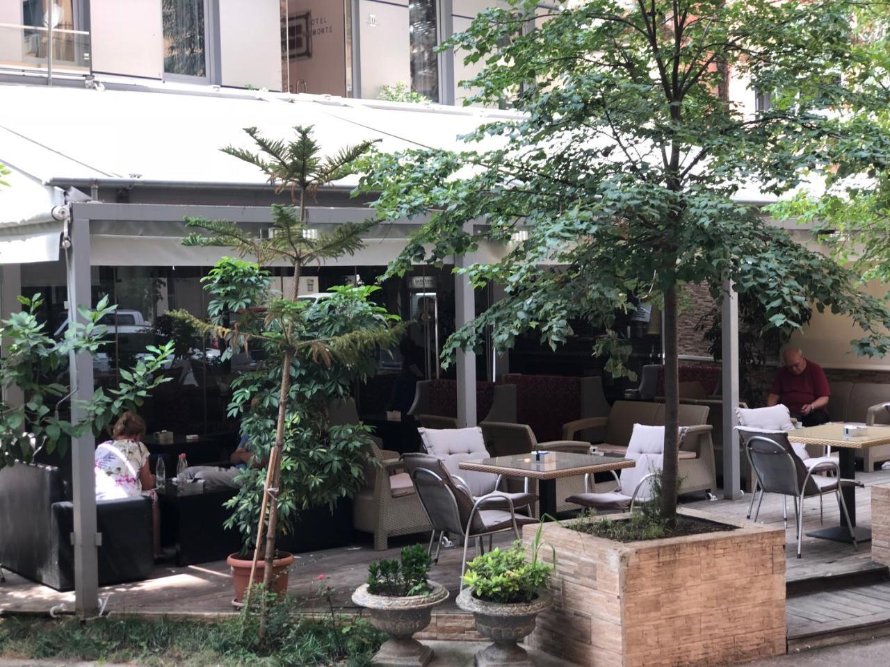 Hotel Piemonte Tirana Zewnętrze zdjęcie
