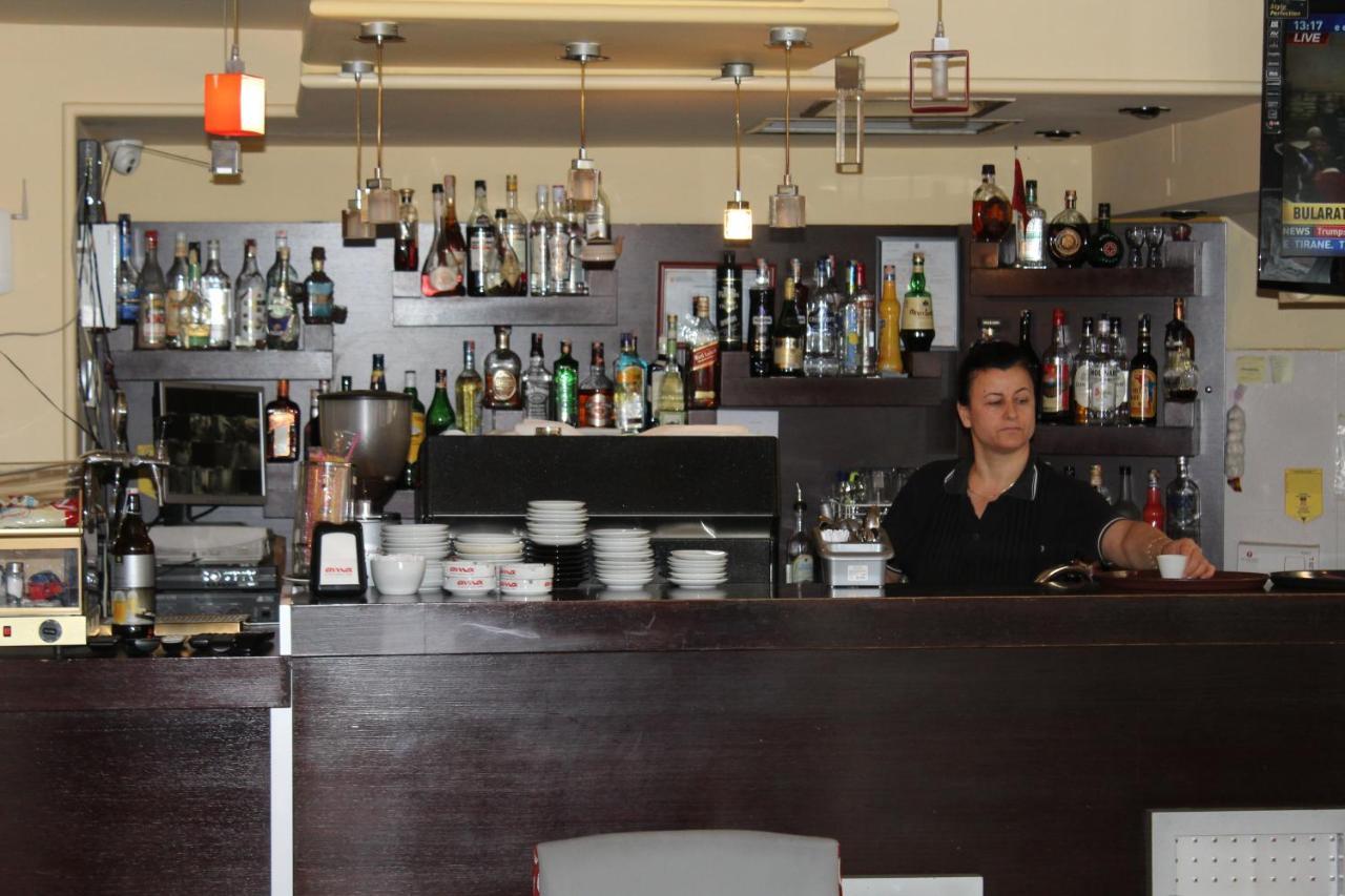 Hotel Piemonte Tirana Zewnętrze zdjęcie