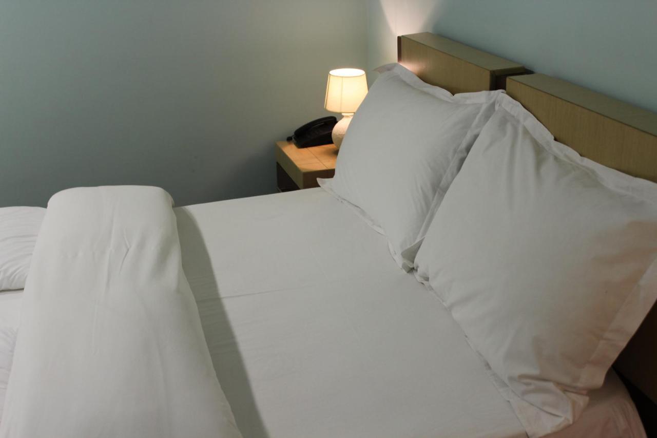 Hotel Piemonte Tirana Zewnętrze zdjęcie