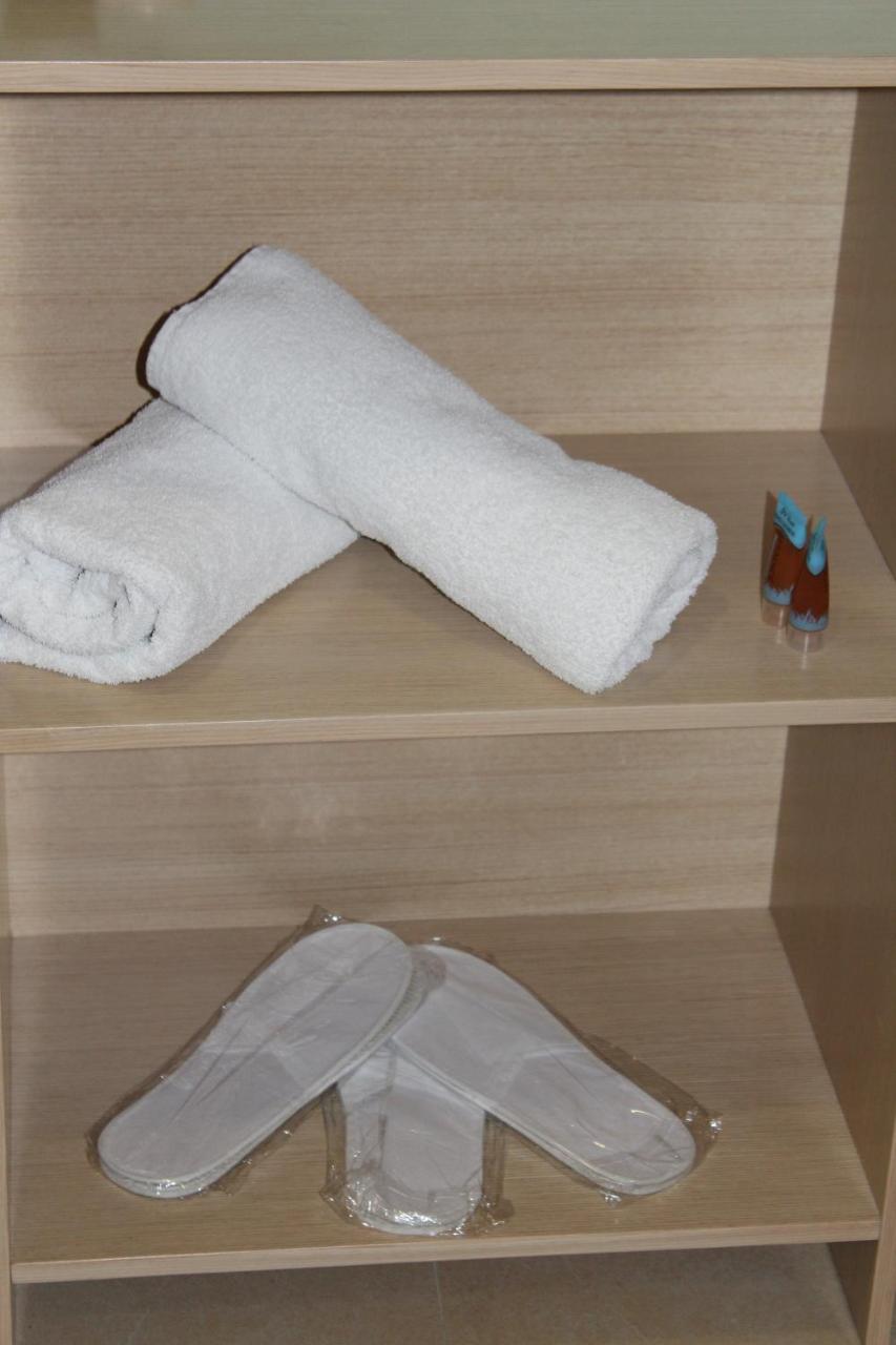 Hotel Piemonte Tirana Zewnętrze zdjęcie