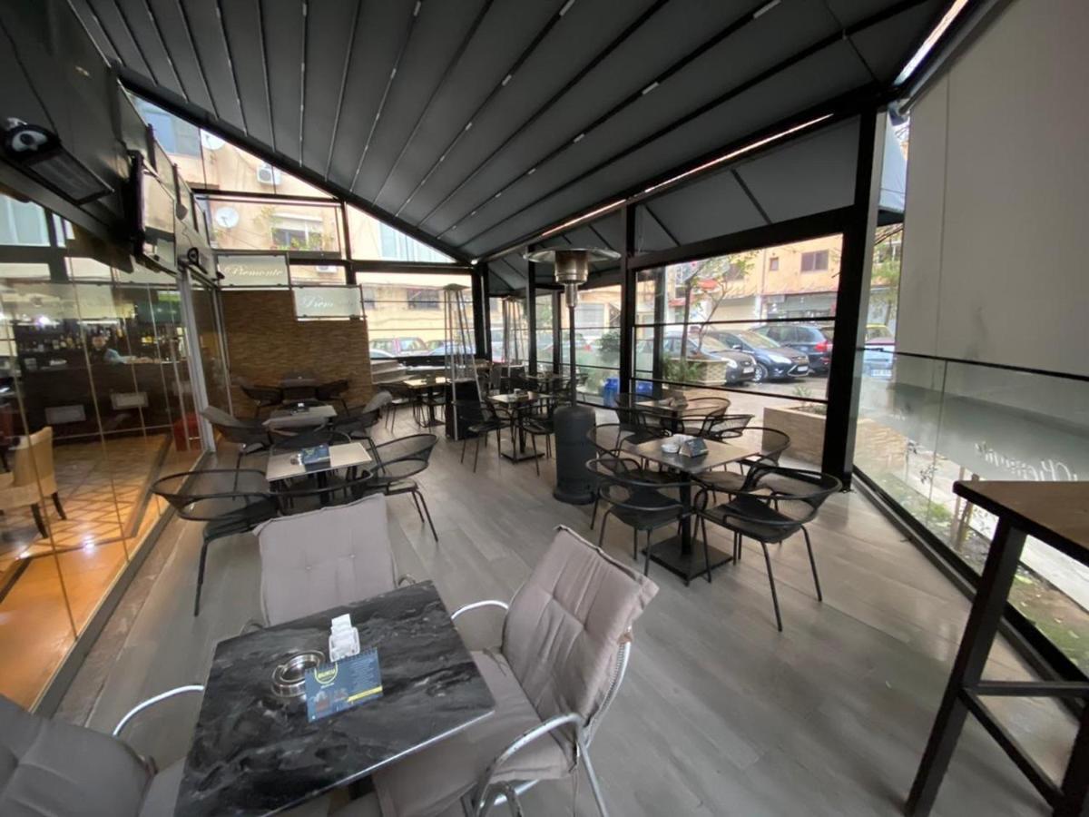 Hotel Piemonte Tirana Zewnętrze zdjęcie